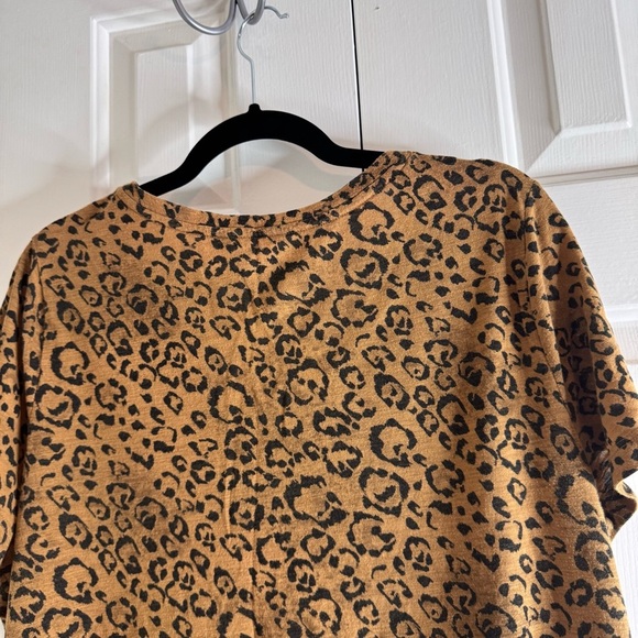 Ava & Viv Women’s Leopard Print V-Neck Top Brown Black Short Sleeve Size 1X - Picture 7 of 8